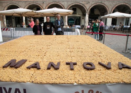 Dal 17 al 19 ottobre in città il Festival della Sbrisolona e dei dolci