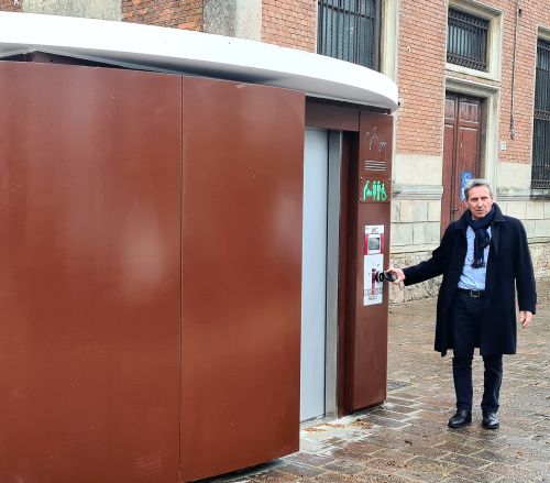 Nuovi bagni pubblici autopulenti in Piazza Virgiliana e Belfiore