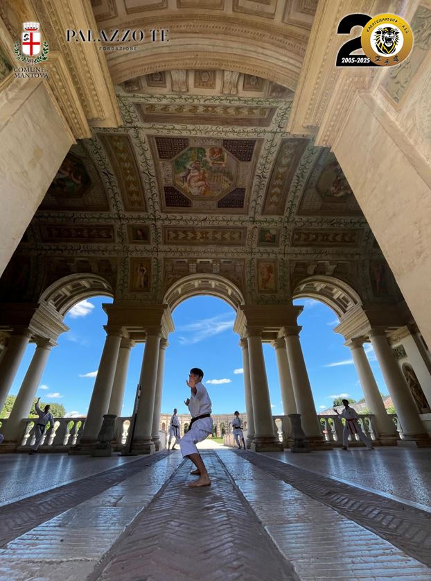 Karatemantova 4