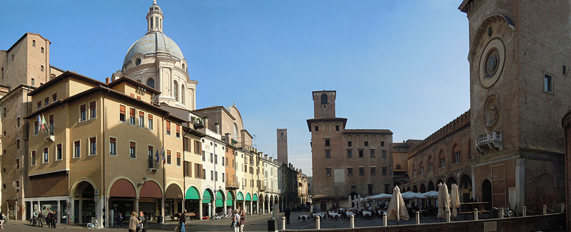 piazzadelleerbe2